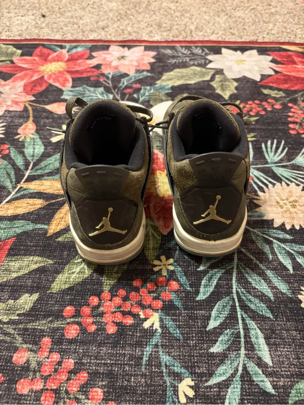 Men's Olive Green Air Jordan 4